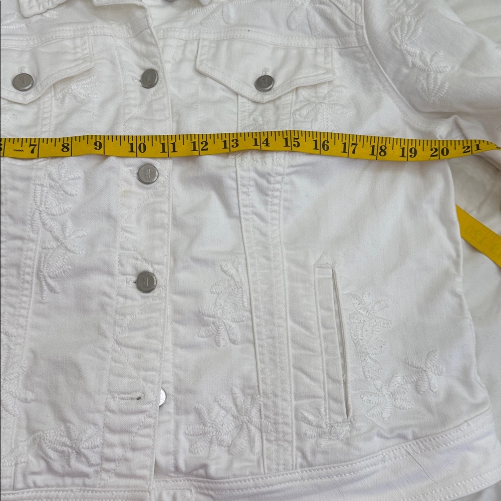 Pilcro and the Letterpress White Floral Embroidered Jean Jacket sz XL - Picture 8 of 11